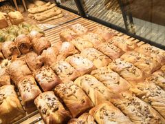 -Dough&Joe团憩(瑞虹天地月亮湾店)