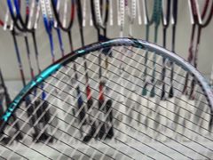 -YONEX苗江运动城(源深店)