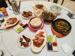 -梅利汴京烤鸭•开封豫菜地标店(东司门店)