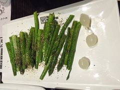 -HIHE Bistro·Oyster Bar(华熙live店)