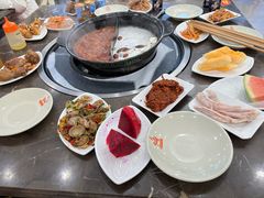 -热火朝天自助火锅(车城大道西门店)