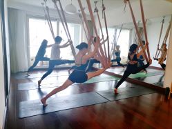 -Yvon yoga 瑜伽·精准体态管理中心