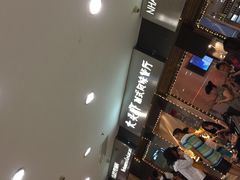 门面-大头虾越式风味餐厅(光明广场店)