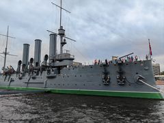 -阿芙乐尔号巡洋舰