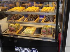 面包甜点陈列柜-茶百道(春熙路银石广场店)