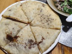 -大众跷脚牛肉馆·非遗传承单位(峨眉山店)