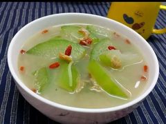 -乐禧母婴全自营月嫂(宝山店)