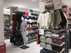 -优衣库(北京万柳华联购物中心店)