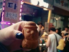 石头爷爷橘子蛋糕-西归浦每天偶来市场