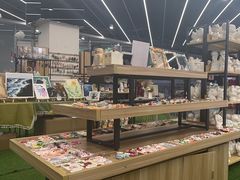 -郑在DIY·潮玩银饰绘画手作(中央大道旗舰店)
