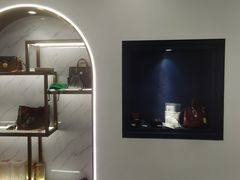 -聚云奢二手奢侈品黄金手表包包回收·中古店(上海店)