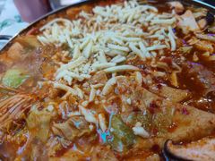芝士肥牛年糕火锅-Meet Sun韩式大排档(五一广场7MALL店)