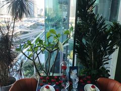 -福楼毕斯罗F Bistronome(国贸商城约会地标景观店)