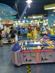 -利奥梦幻主题乐园(爱琴海购物公园店)