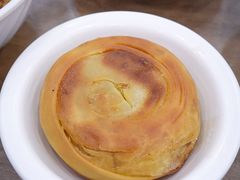 香酥牛肉饼-西安贾三灌汤包·回坊小吃·清真炒菜(北院门总店)