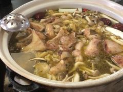 -东巴谷野生菌火锅餐厅