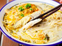 蟹黄鱼面-阿莉餐厅(枣阳路店)