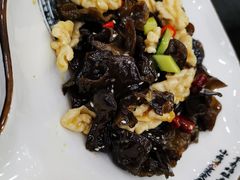 -伊源鼎盛餐饮服务有限公司
