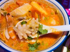 招牌惹味冬陰功-新越盏·东南亚料理(捷登都会店)