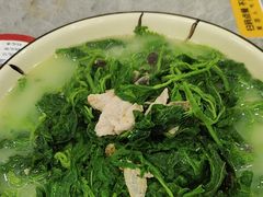 上汤桑叶-银峰农庄·特色烧鸡·鲜无花果浸鸡