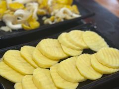 -果松木炭酸菜铜火锅·外婆参鸡汤