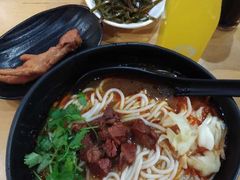 -三千粉牛肉米粉(来客茂店)