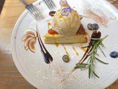 -Mark&Mars Restaurant