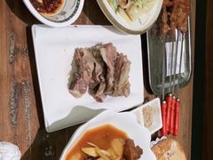 -清真·玛丽亚新疆菜主题餐厅(浙江中路店)