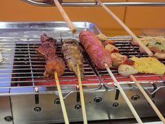 -哈尔滨小酒馆·鲜肉现穿自助烧烤(康新花园店)