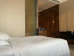 -广州天河希尔顿酒店