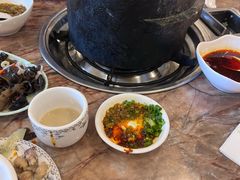 -鲁朗纳麦石锅鸡庄园