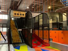 -嗨翻Hi-Fun竞技主题乐园·蹦床亲子生日轰趴(国光1937店)