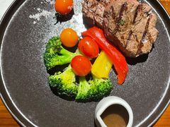 -MARU玛露音乐餐厅(前滩世贸店)