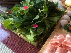 -慢丽江·云南野生菌土鸡锅(付家庄店)