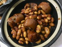 猪尾巴黄豆煲-阿隆煲店(秀仁苑店)
