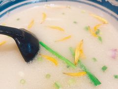 -新世界·过桥米线宴