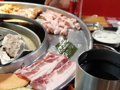 -哈哈碳都·牛肋条无限自助烤肉(宝龙店)