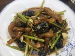 -丁里羊肉小镇(天鹅湖总店)