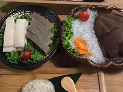 -湊湊火锅·茶憩(杭州湖滨银泰in77店)