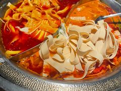 -辣伍鲜毛肚老火锅(元一店)