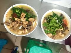 -文山荷鲜居(翠湖店)