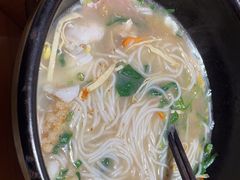 -勺子米线·云南传统小吃市集(四方街店)