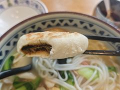 -蒙自源米线大王(东莞虎门印象店)