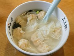 鲜香虾肉鱼籽小馄饨-鑫震源·苏式大虾生煎(山塘街店)