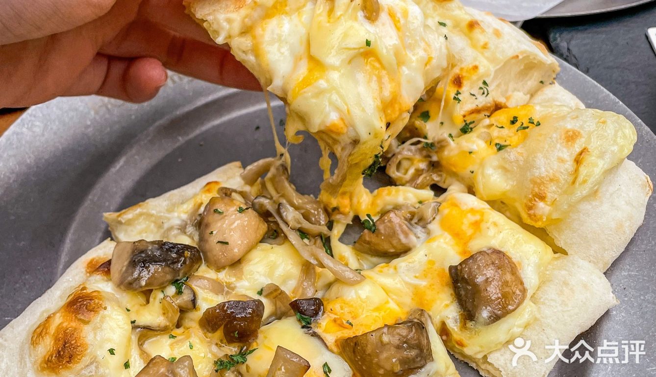 建设路工业风面包店🍞拍照太出片了‼️