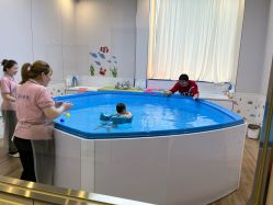 -海豹航航水育游泳中心(芳园里店)