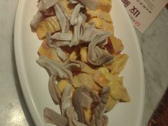 -尚尚仙·酸汤猪手·猪肚鸡火锅(华联万柳购物中心店)