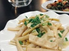 -凤嫂农家乐(梁弄店)