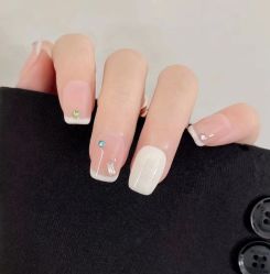 -芊冉•美甲美睫纹绣