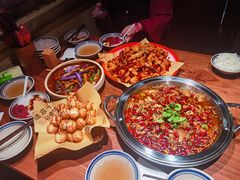 -泥糊破店小酒馆·团建聚餐(南京西路店)